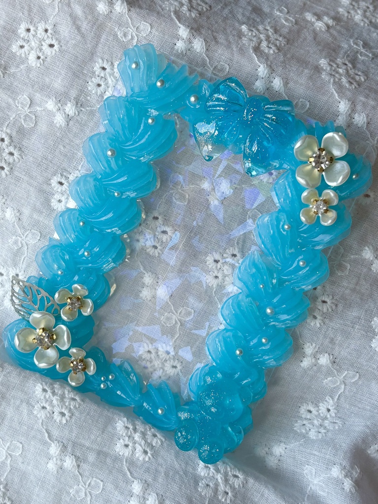 B8トレカケース ホイップデコ