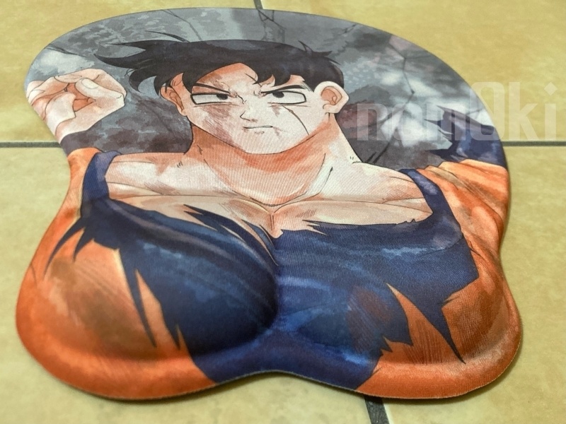 悟飯さん立体マウスパッド
