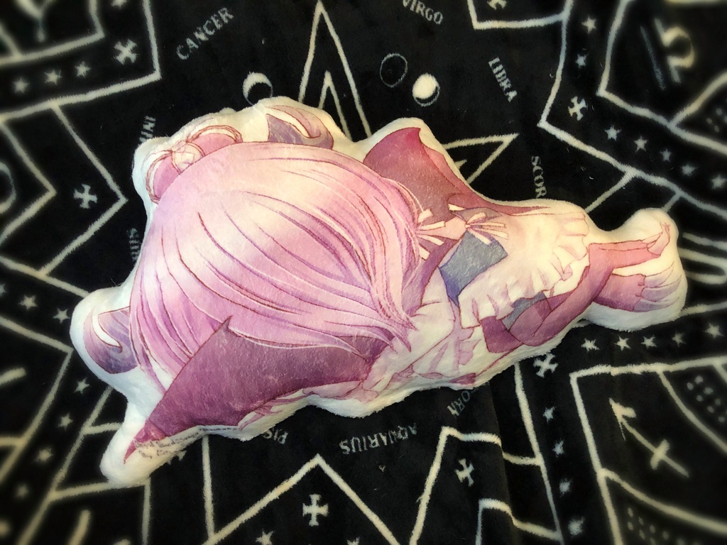 #悪魔バンド漫画アーリマン ちびサタンのふかふかクッション