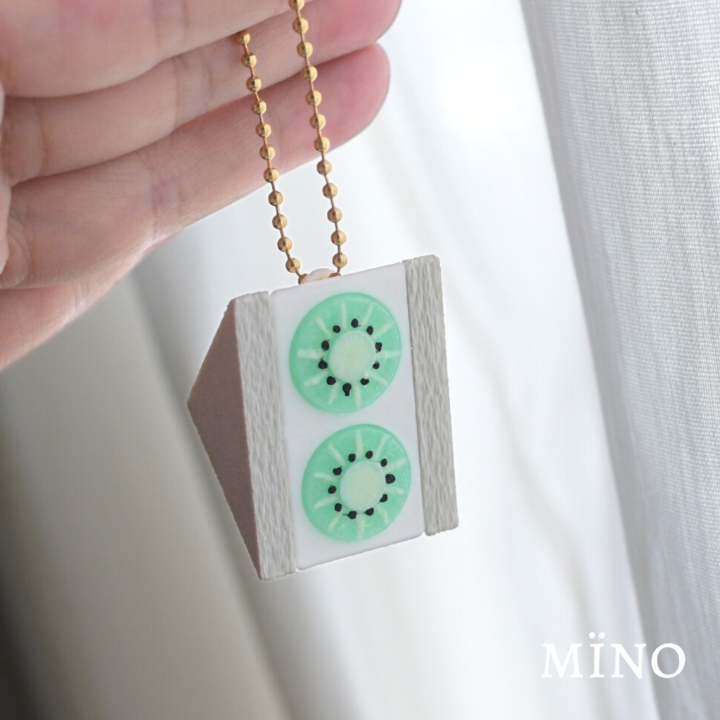 フルーツサンド キーホルダー(いちご・キウイ・みかん)|mïno