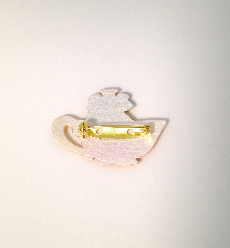 カエルのカップブローチ