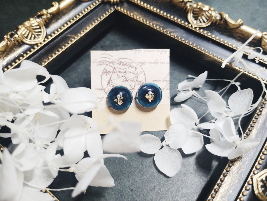 〇　推し色「探求の深緑」　ピアス・イヤリング