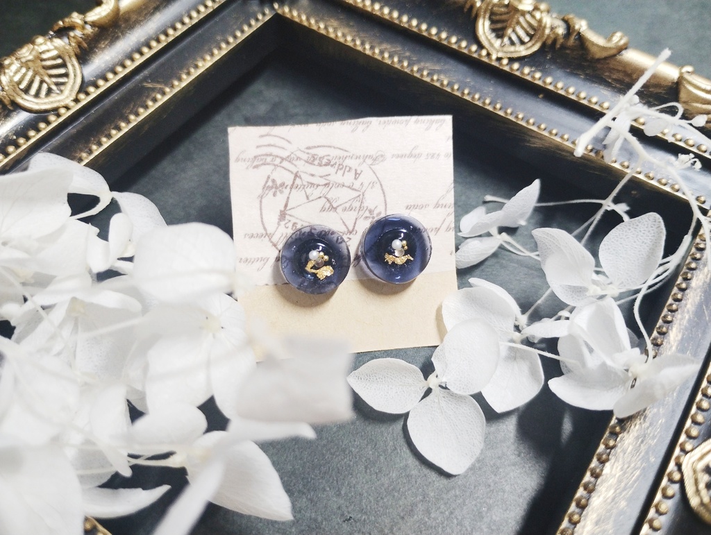 〇　推し色「夜色」　ピアス・イヤリング
