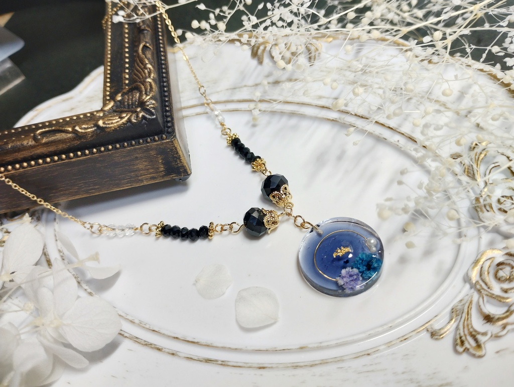 お花ネックレス：夜色