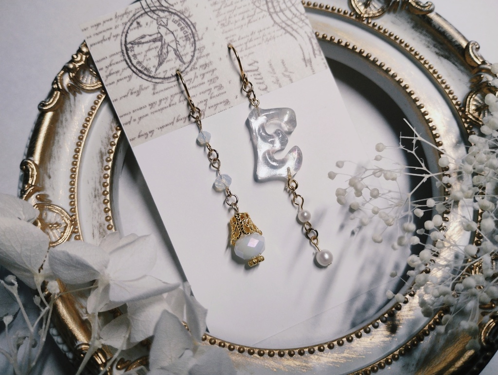 第五人格 占い師:イライ・クラーク イニシャルピアス・イヤリング