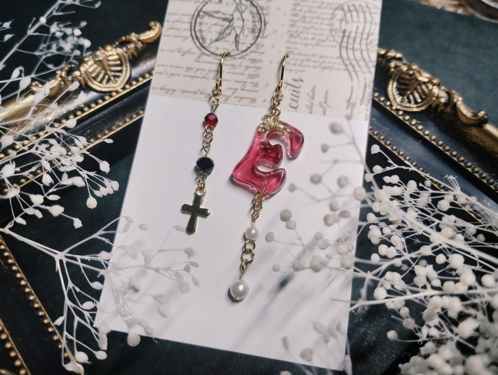 第五人格 占い師:イライ・クラーク イニシャルピアス・イヤリング