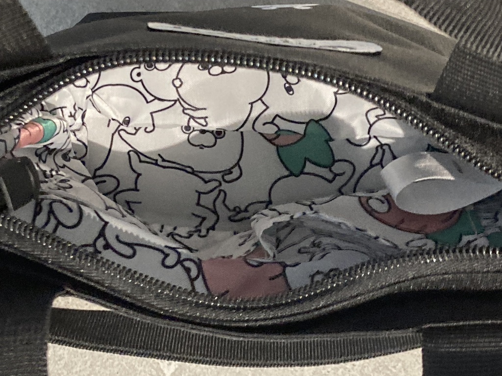 OUTDOOR×ヨッシースタンプうさぎ&くまさんコラボショルダーバッグ ※予約 2026年2/下旬発売予定