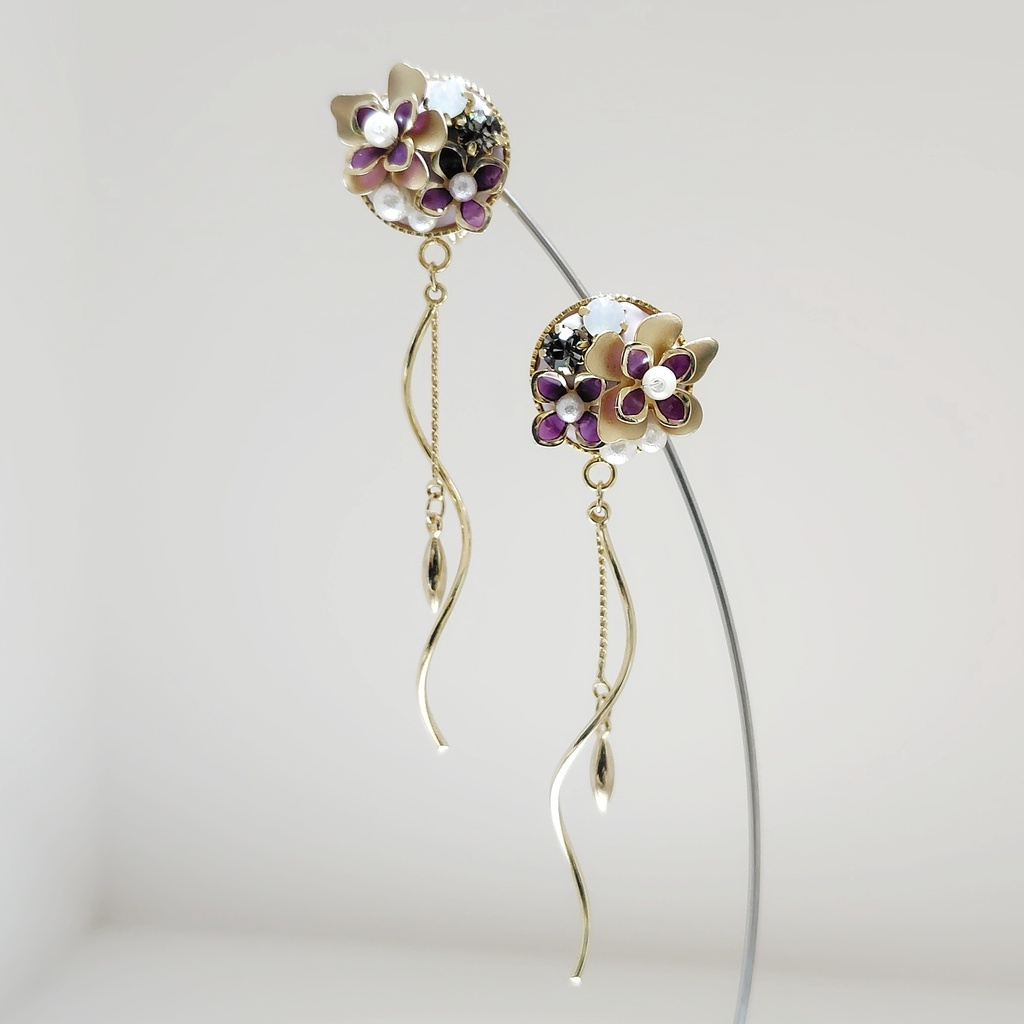 白洲アズサ 概念イヤリング/ピアス