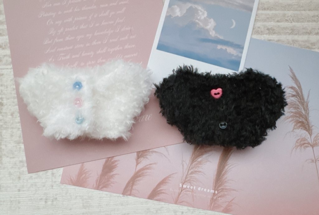 Shaggy knit cardigan limited edition