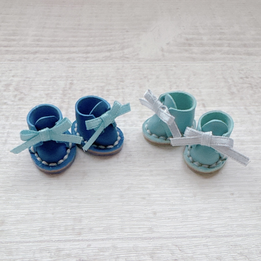 カラフルなリボンの本革靴