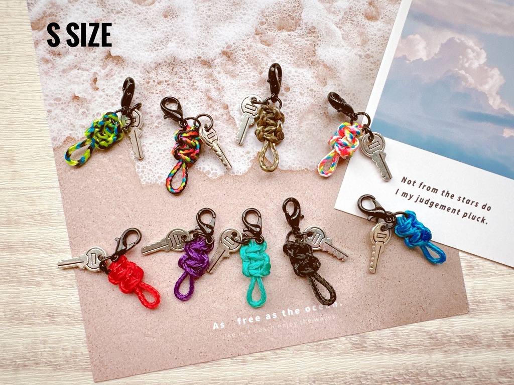 Paracord keychain for Nui-chan