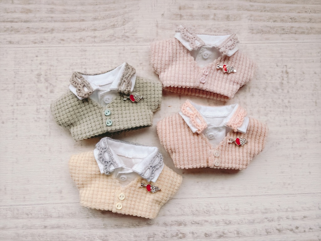 White shirt&fluffy cardigan set