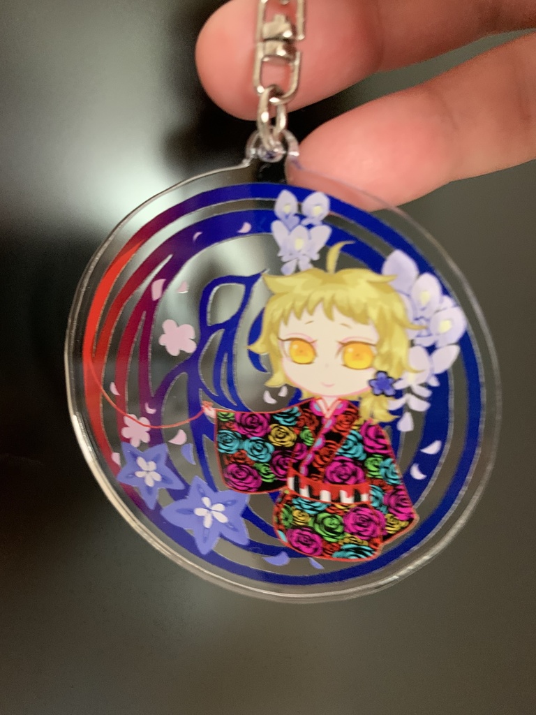 宵ちゃんアクリルキーホルダー70✖️70(mm)