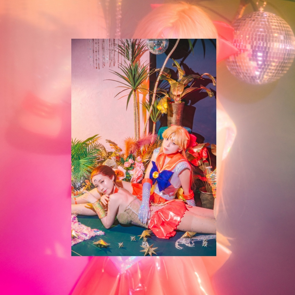 A world of possibilities-セラムン×ブラックムーン×コスメ本