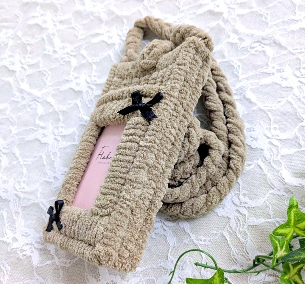 スマホ&トレカショルダー リボン付き