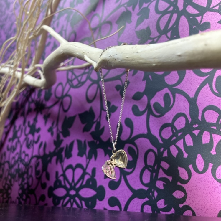 ハートロケットペンダント