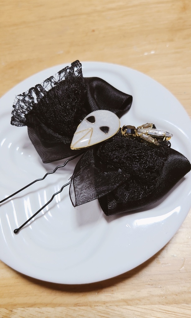 【1点限り】ツイステ*スケアリーモンスターズ ハーツラビュルモチーフリボン