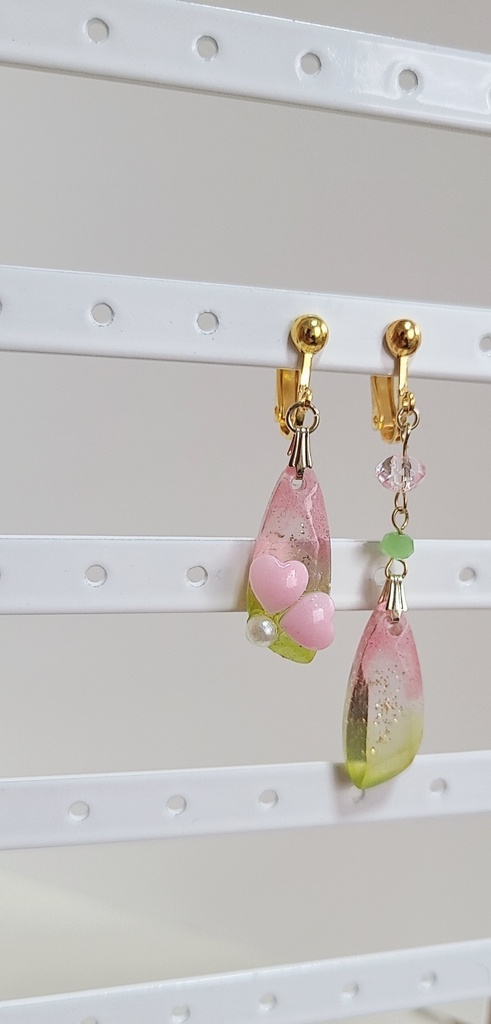 鬼滅の刃*恋柱❣️甘露寺蜜璃イメージイヤリング