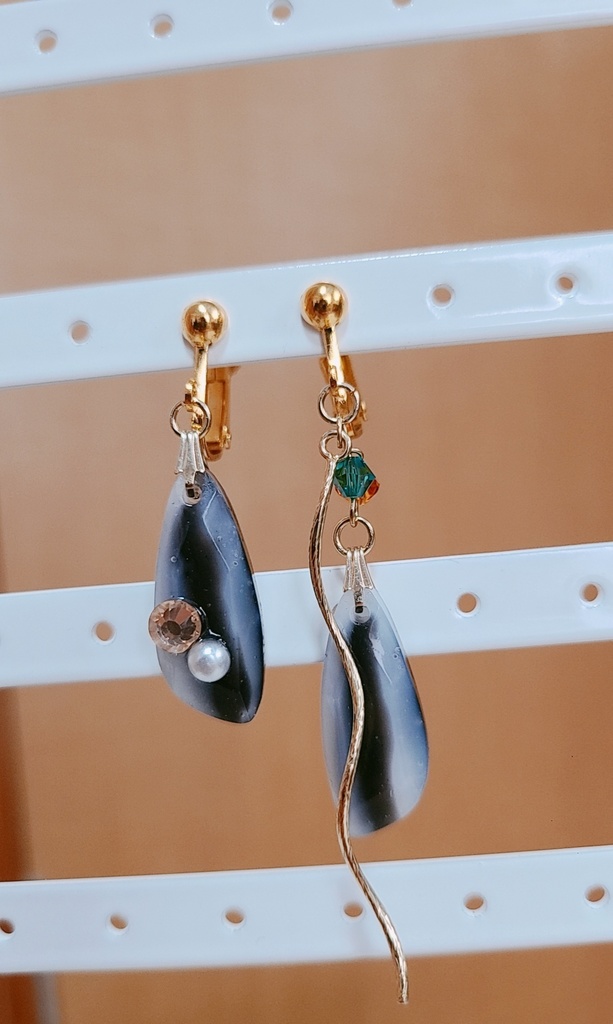 鬼滅の刃*蛇柱🐍伊黒小芭内イメージイヤリング