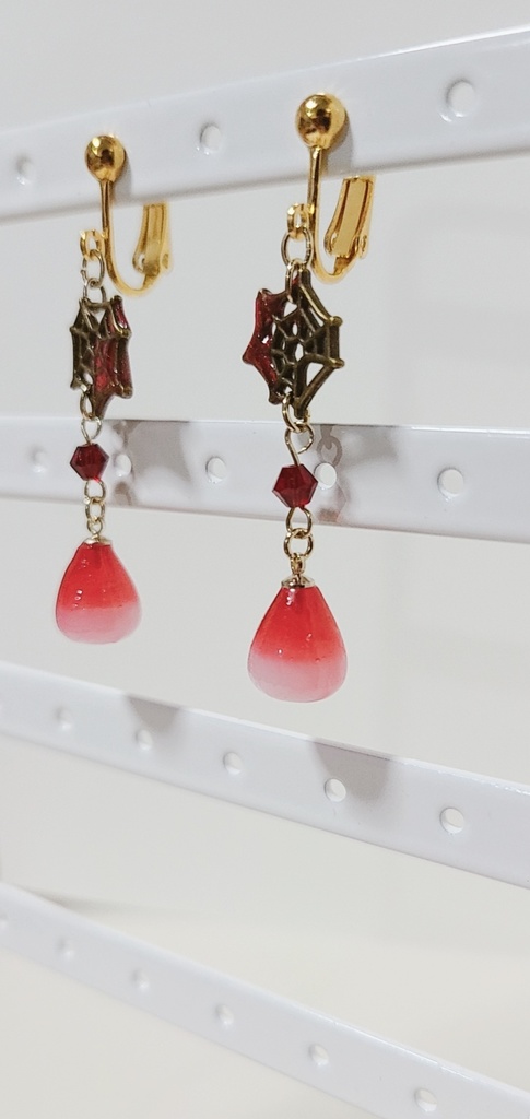 【再販・一部変更】鬼滅の刃*下弦の伍🕸️累イメージイヤリング