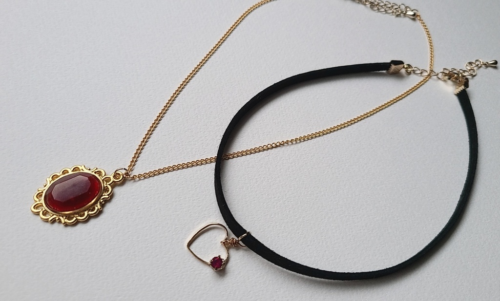 ツイステ*ハーツラビュル魔法石モチーフチョーカー