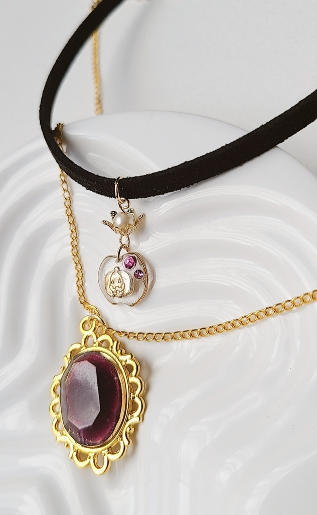 ツイステ*ポムフィオーレ魔法石モチーフチョーカー