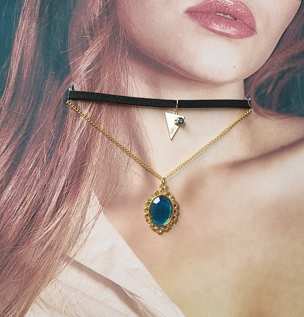 ツイステ*イグニハイド魔法石モチーフチョーカー