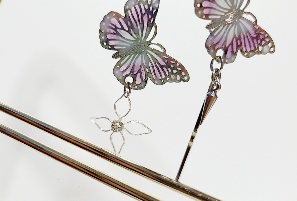 鬼滅の刃*胡蝶しのぶ イメージピアス