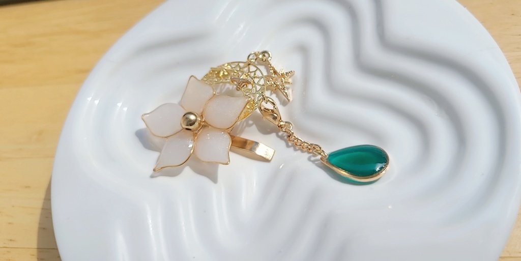 ツイステ*アリアーブ・ナーリヤ イメージポニーフック