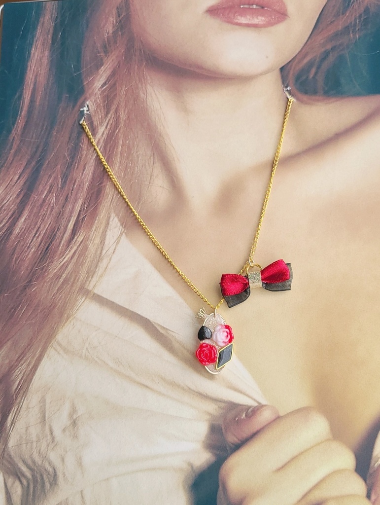 ツイステ*ハーツラビュルイメージネックレス