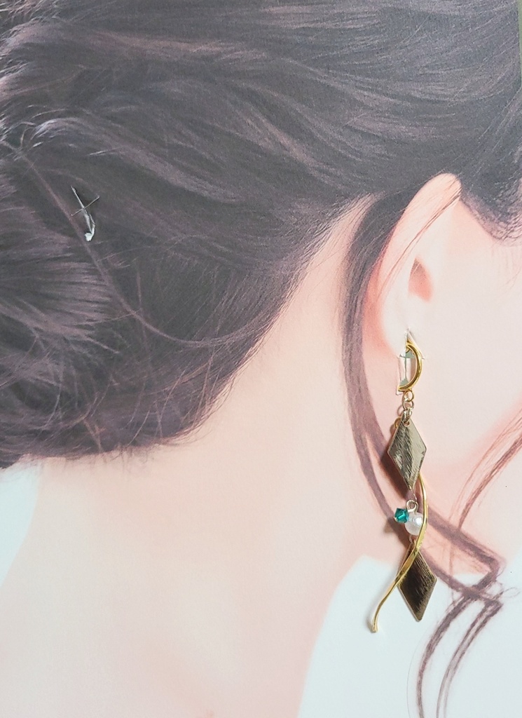 ツイステ*咬魚の人魚 イメージフープイヤリング