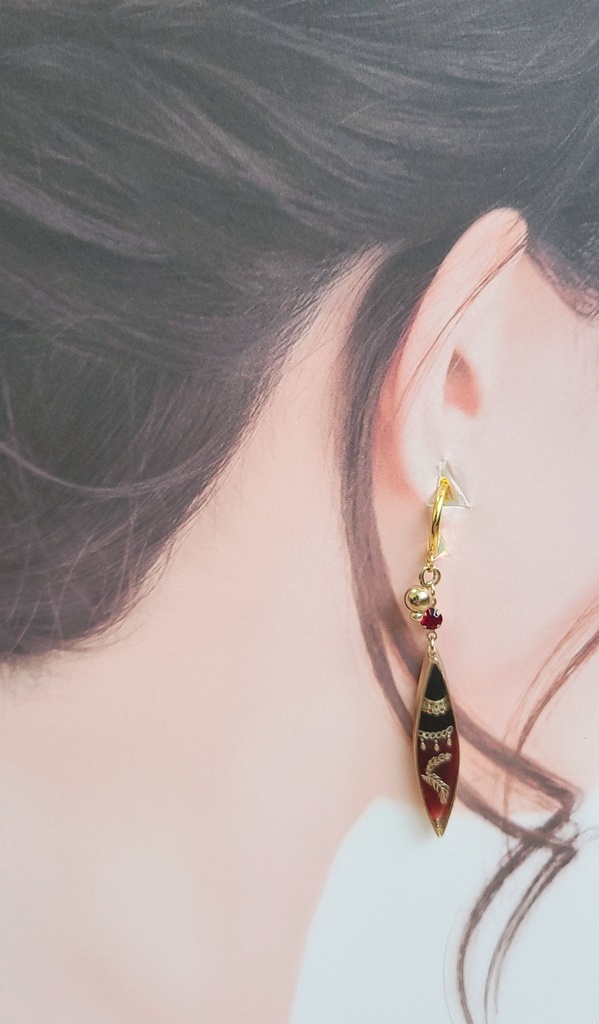 ツイステ*スカラビア イメージフープイヤリング