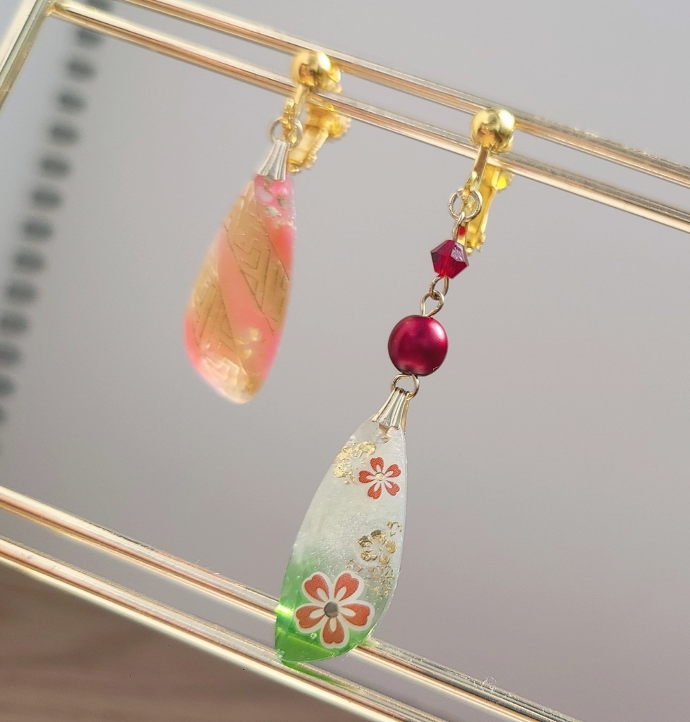 鬼滅の刃*上弦の陸 堕姫イメージイヤリング