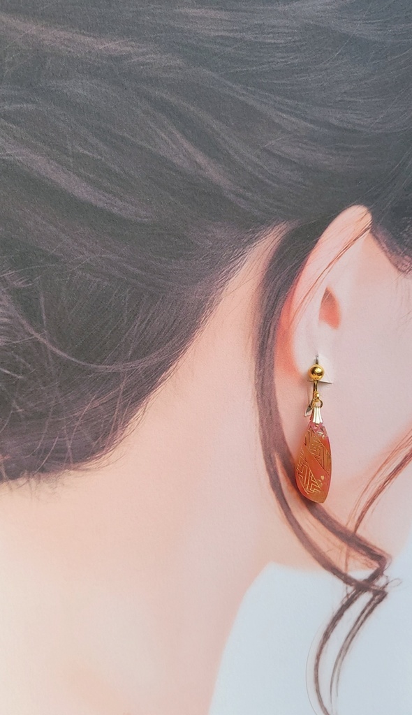 鬼滅の刃*上弦の陸 堕姫イメージイヤリング