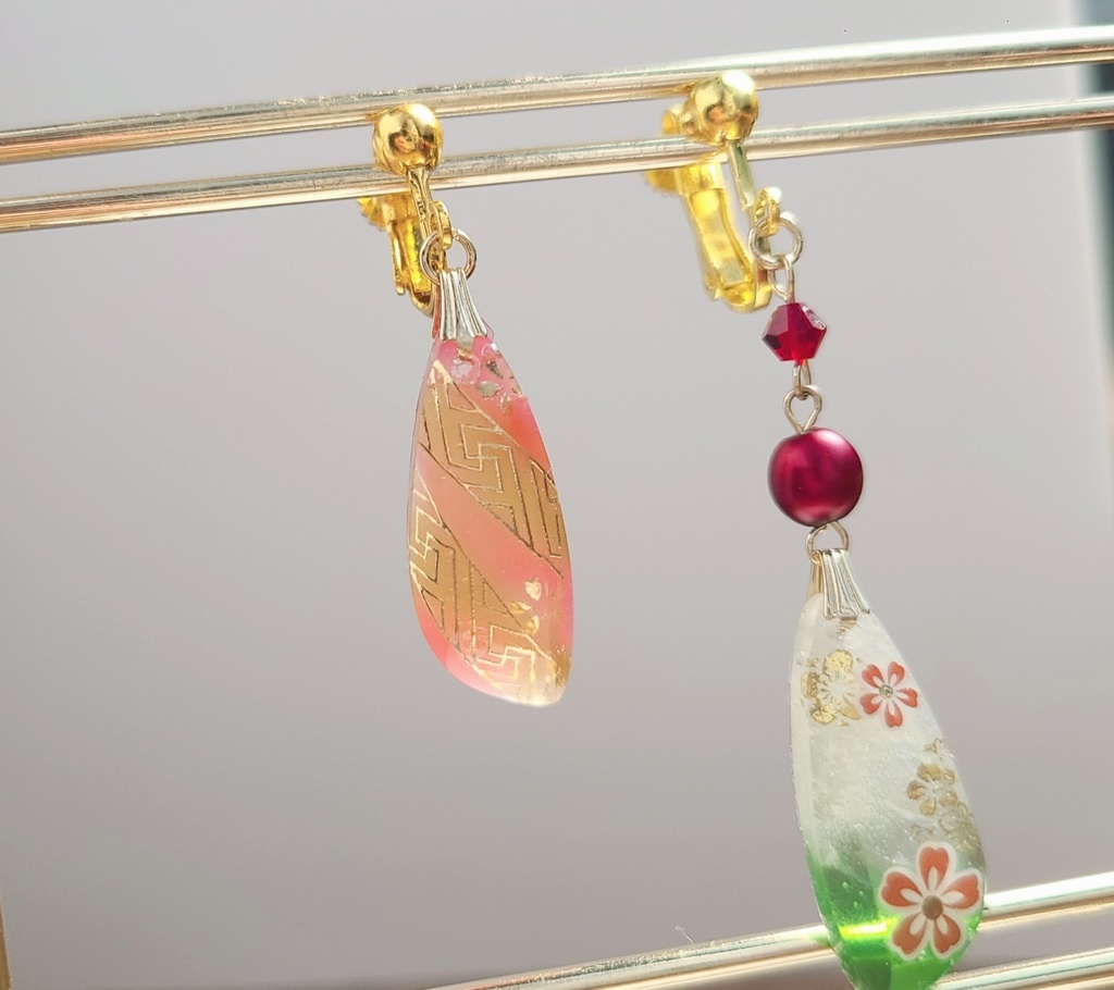 鬼滅の刃*上弦の陸 堕姫イメージイヤリング