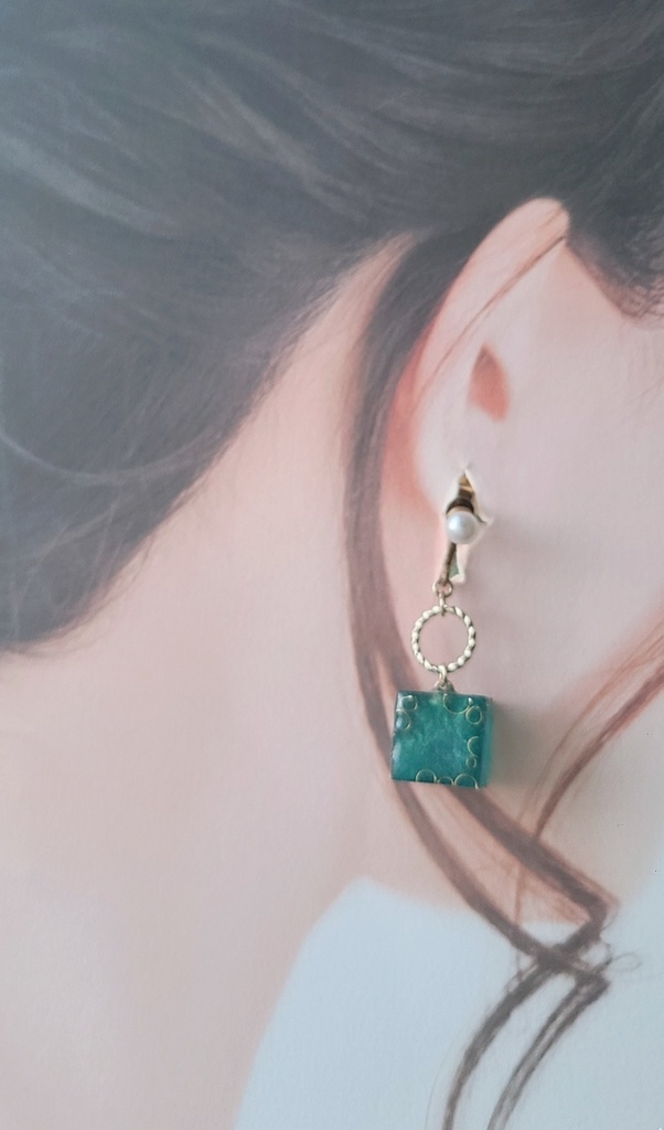 ゼルダの伝説 ブレスオブザワイルド*キューブリモコンバグダン イメージイヤリング