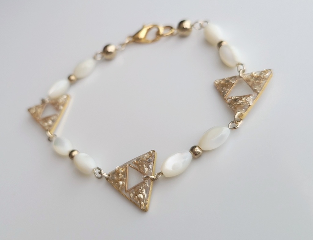 ゼルダの伝説*トライフォースイメージブレスレット