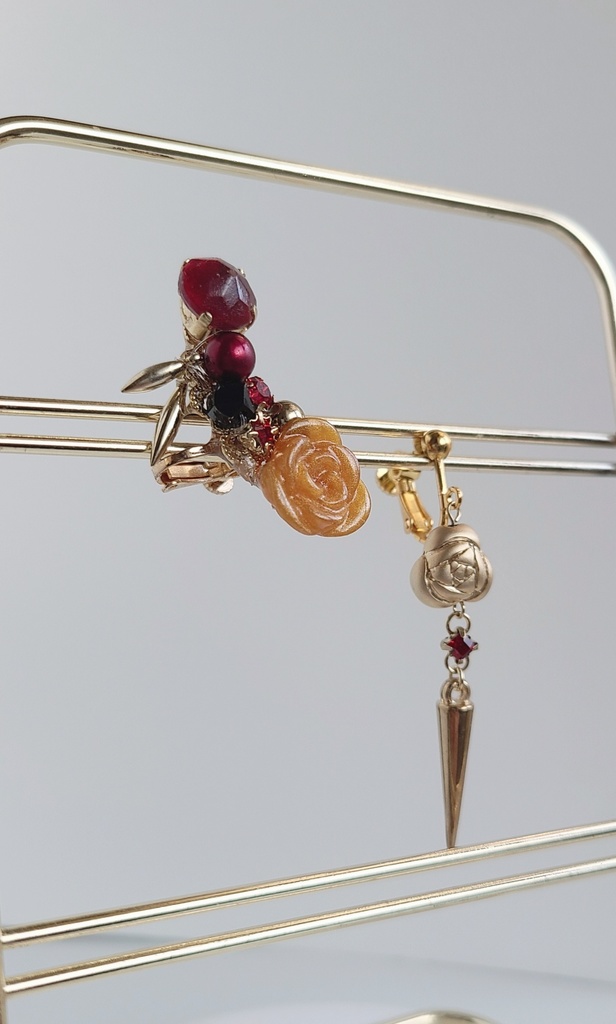 SPY×FAMILY*ヨル《いばら姫》イメージイヤリング&イヤーカフ