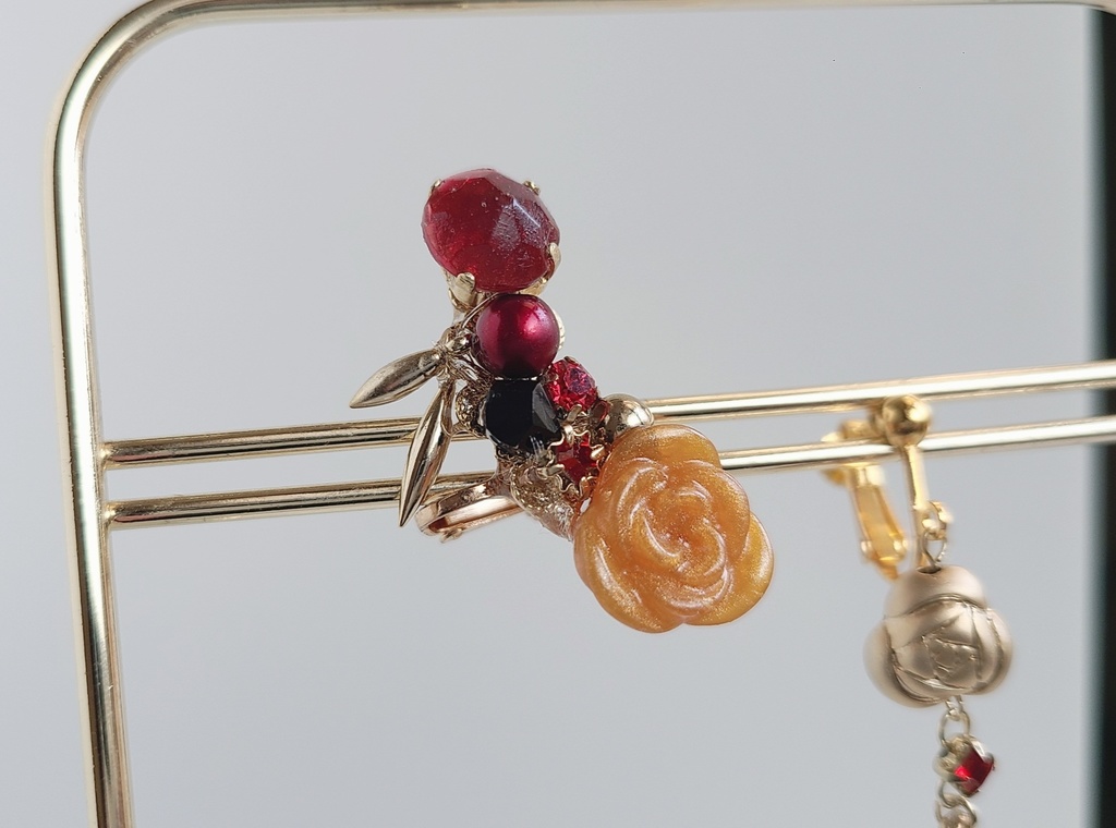 SPY×FAMILY*ヨル《いばら姫》イメージイヤリング&イヤーカフ