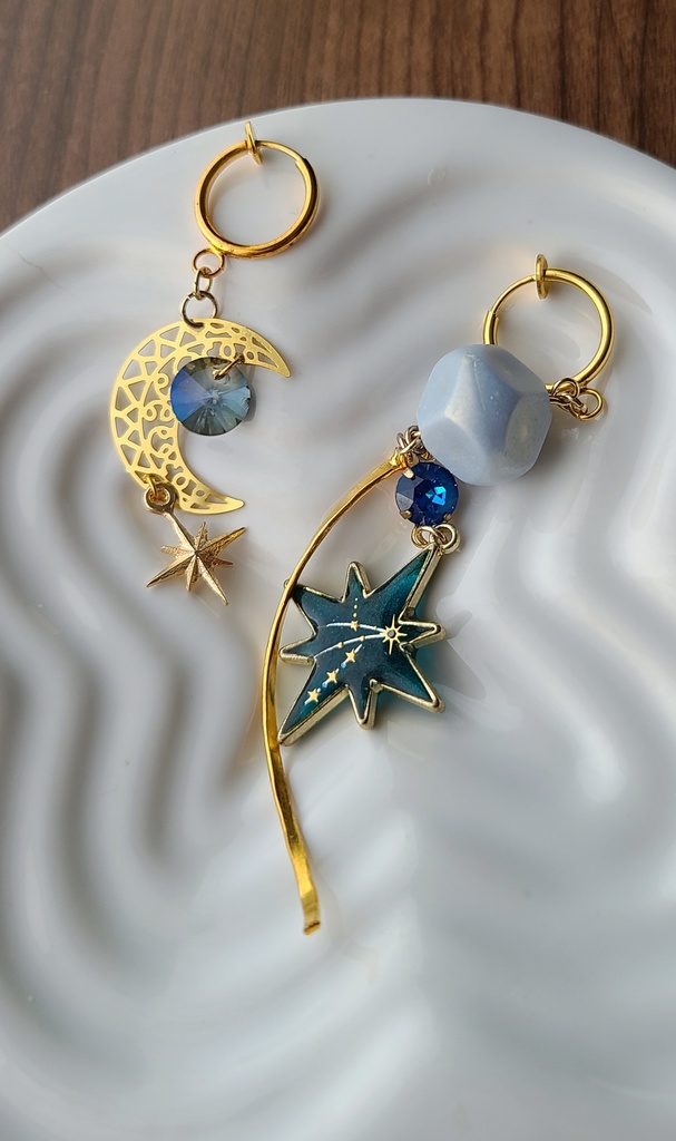 ツイステ＊星送りのイヤリング