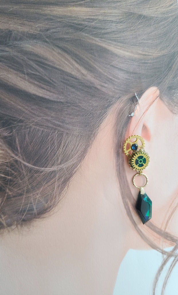 ツイステ*オルト⚙️ケルベロスギア イメージイヤリング