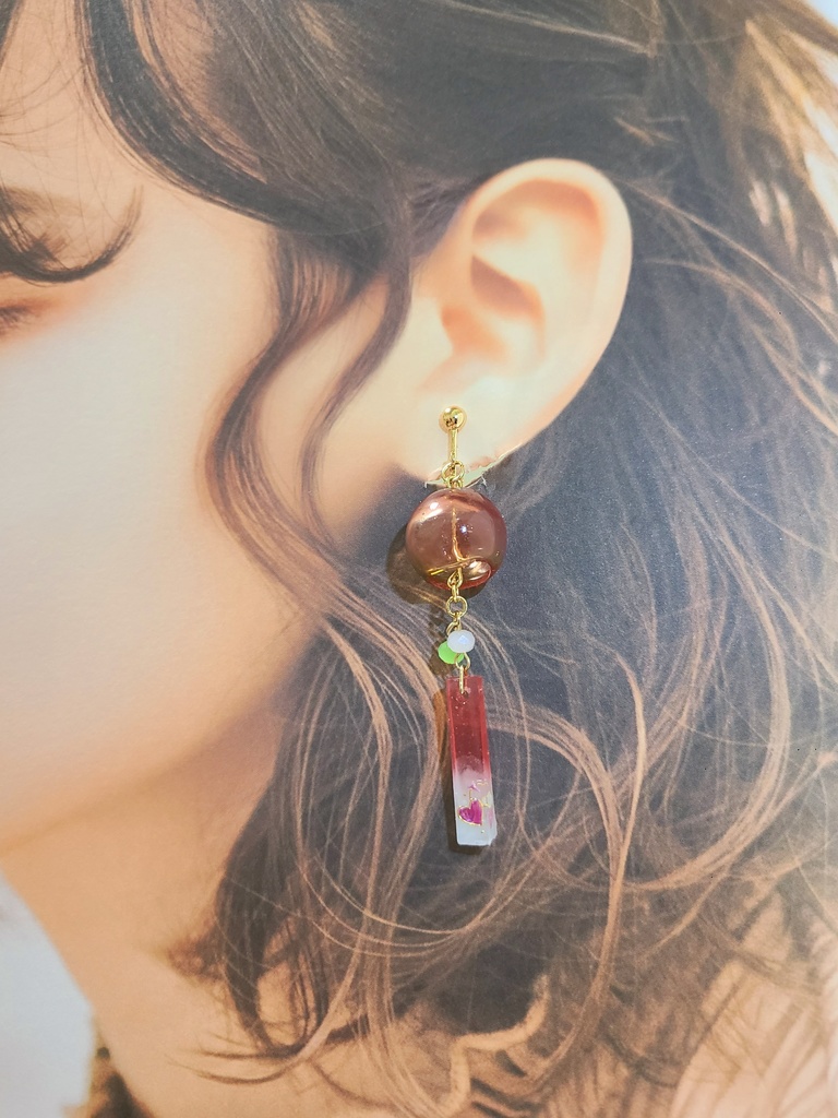 鬼滅の刃*甘露寺蜜璃イメージ 風鈴イヤリング