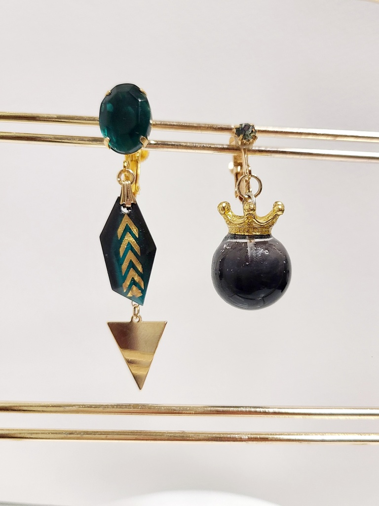 ツイステ*イデア オーバーブロットイメージイヤリング