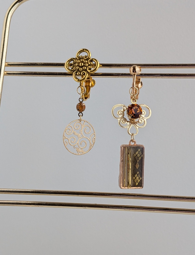 ツイステ✽新春の衣　レオナイメージイヤリング