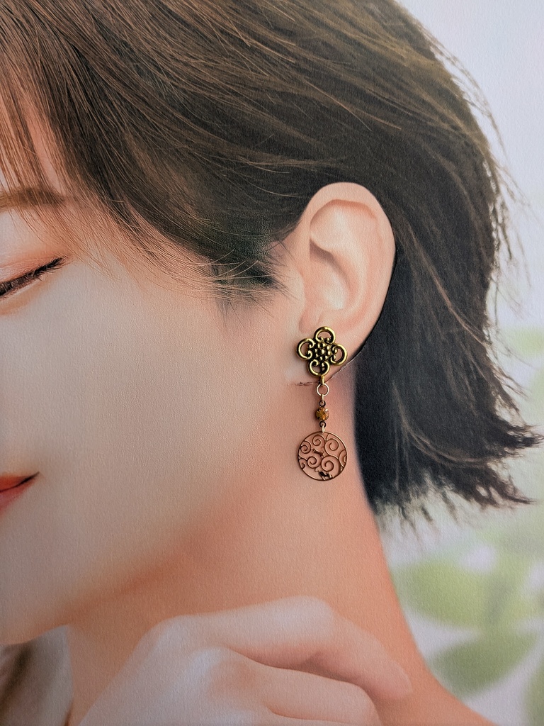 ツイステ✽新春の衣 レオナイメージイヤリング