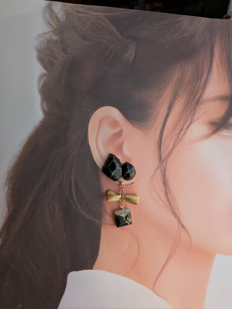 ツイステ✽ラ・ボンボニエール アズールイメージイヤリング