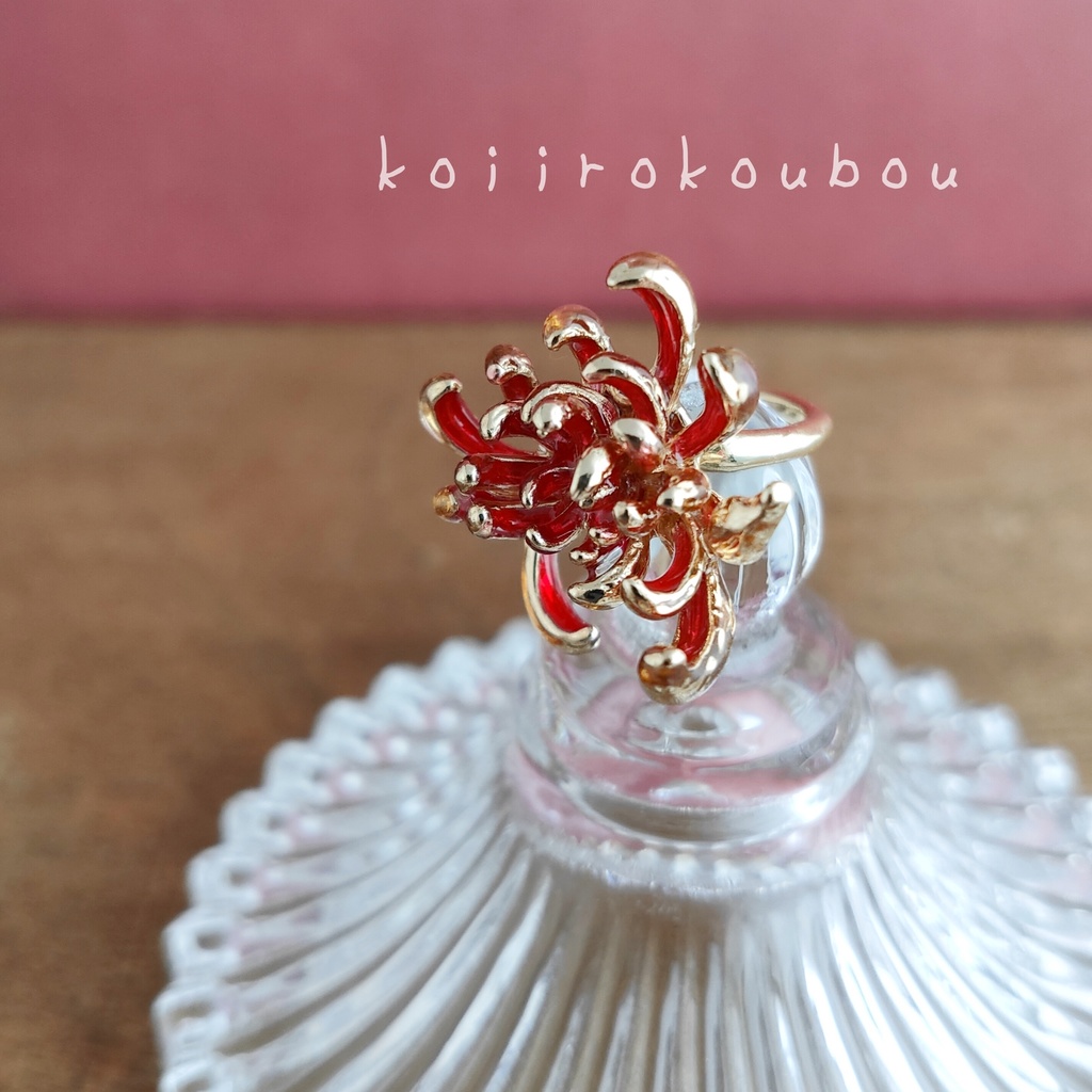 赤い彼岸花のイヤーカフ Ⅰ