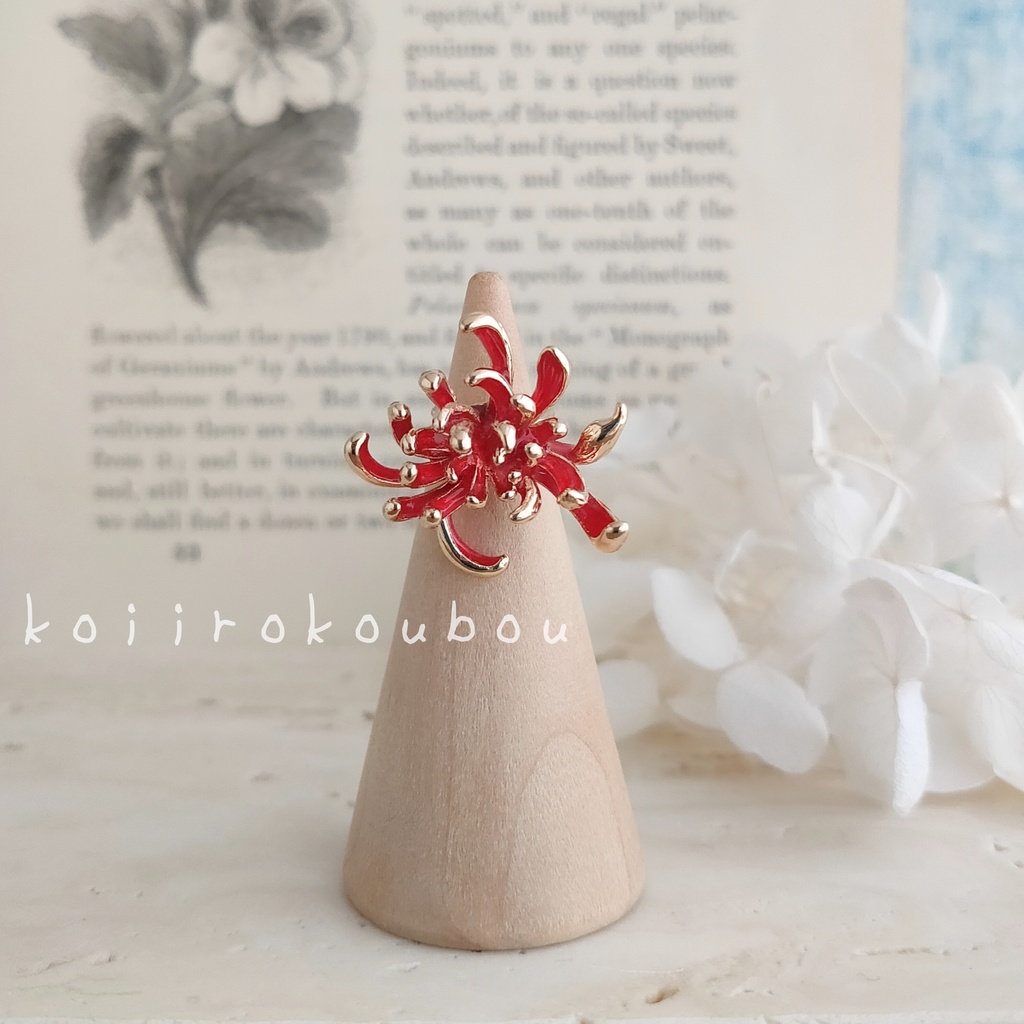 赤い彼岸花のイヤーカフ Ⅰ