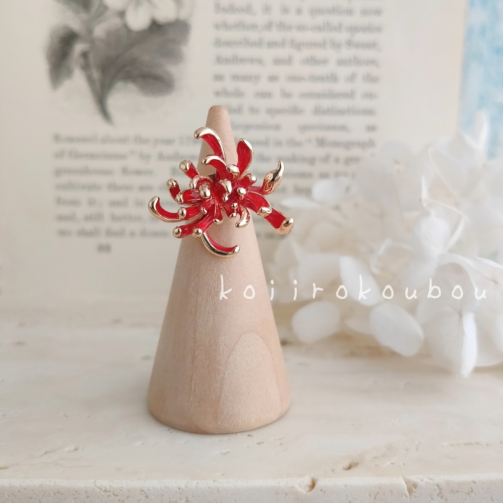 赤い彼岸花のイヤーカフ Ⅰ