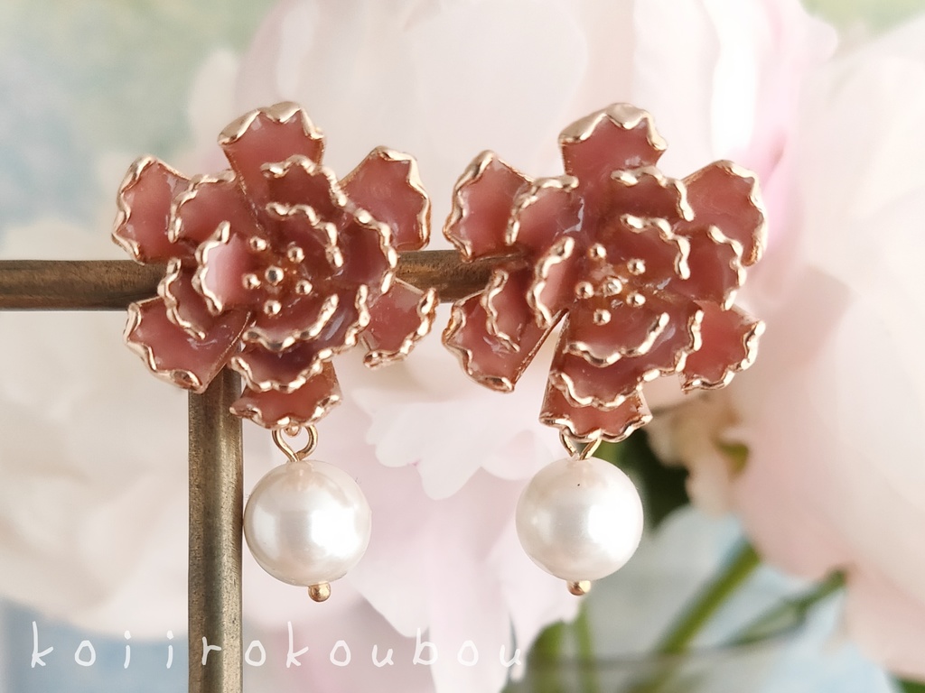 芍薬ピアス